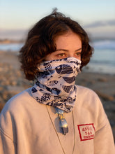 Load image into Gallery viewer, Fish Clues Fleece-Lined Winter Gaiter
