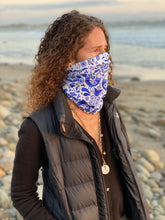 Load image into Gallery viewer, Tally the Tailgazer Lightweight Fleece Winter Gaiter

